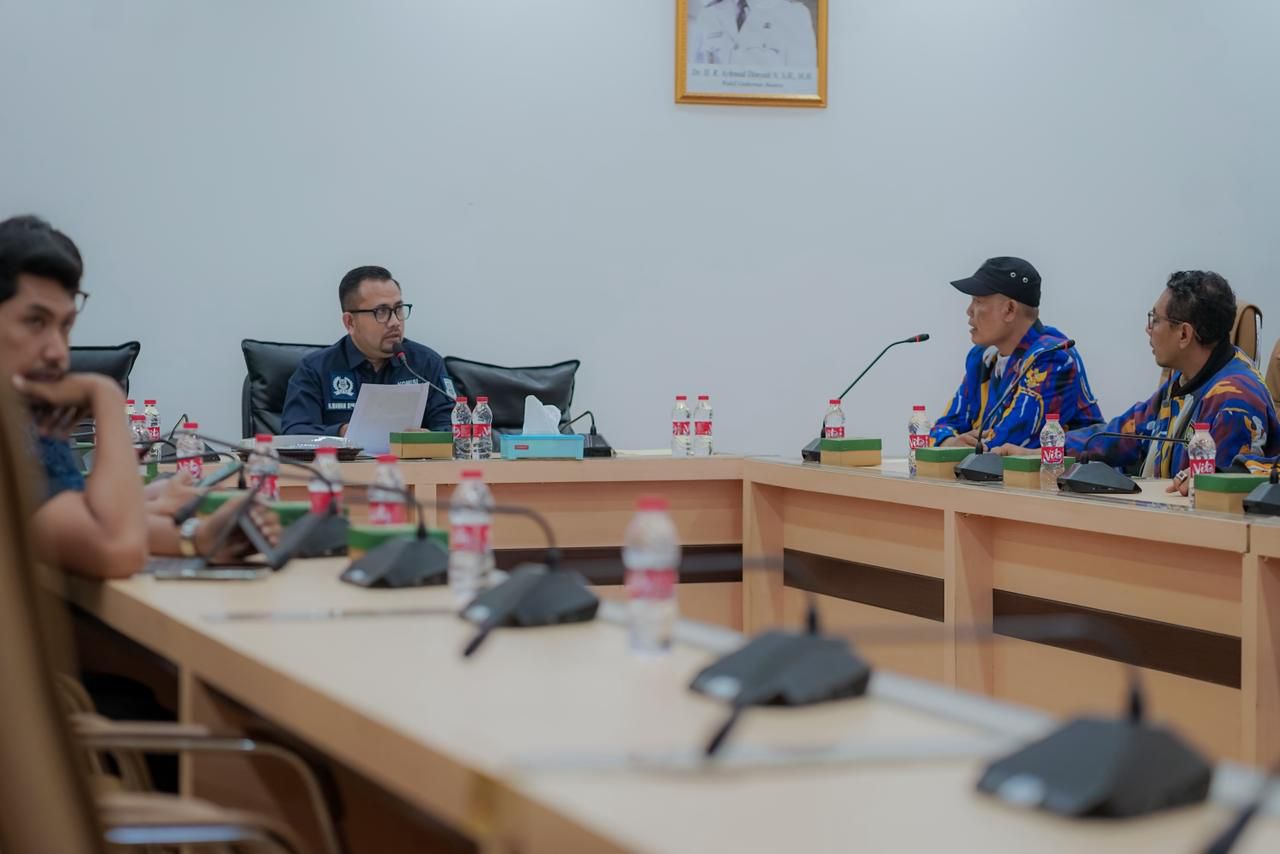 Komisi IV DPRD Banten Terima Audiensi LSM Laskar NKRI Terkait Dugaan Pelanggaran Limbah Industri